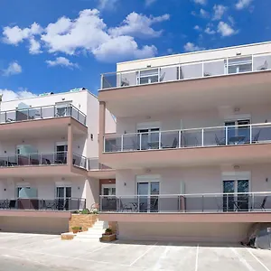 Ar Νικήτη